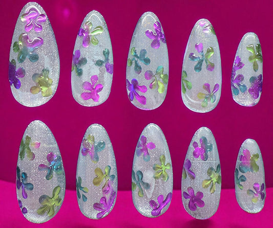 Silver with colorful flowers (med almond)