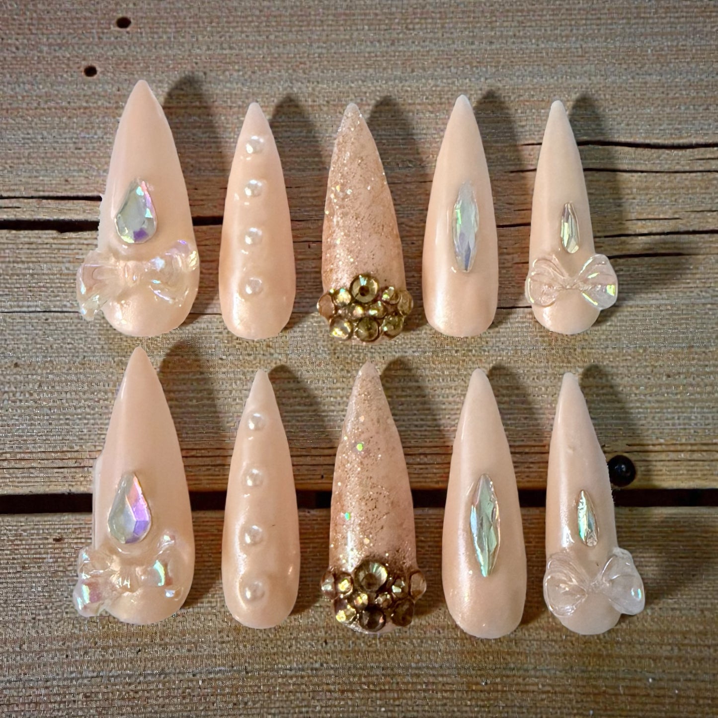 Neutral Fun (long stiletto)