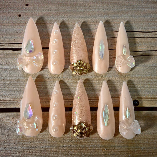 Neutral Fun (long stiletto)