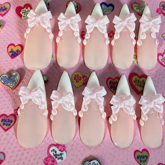 Long stiletto french tip with bows