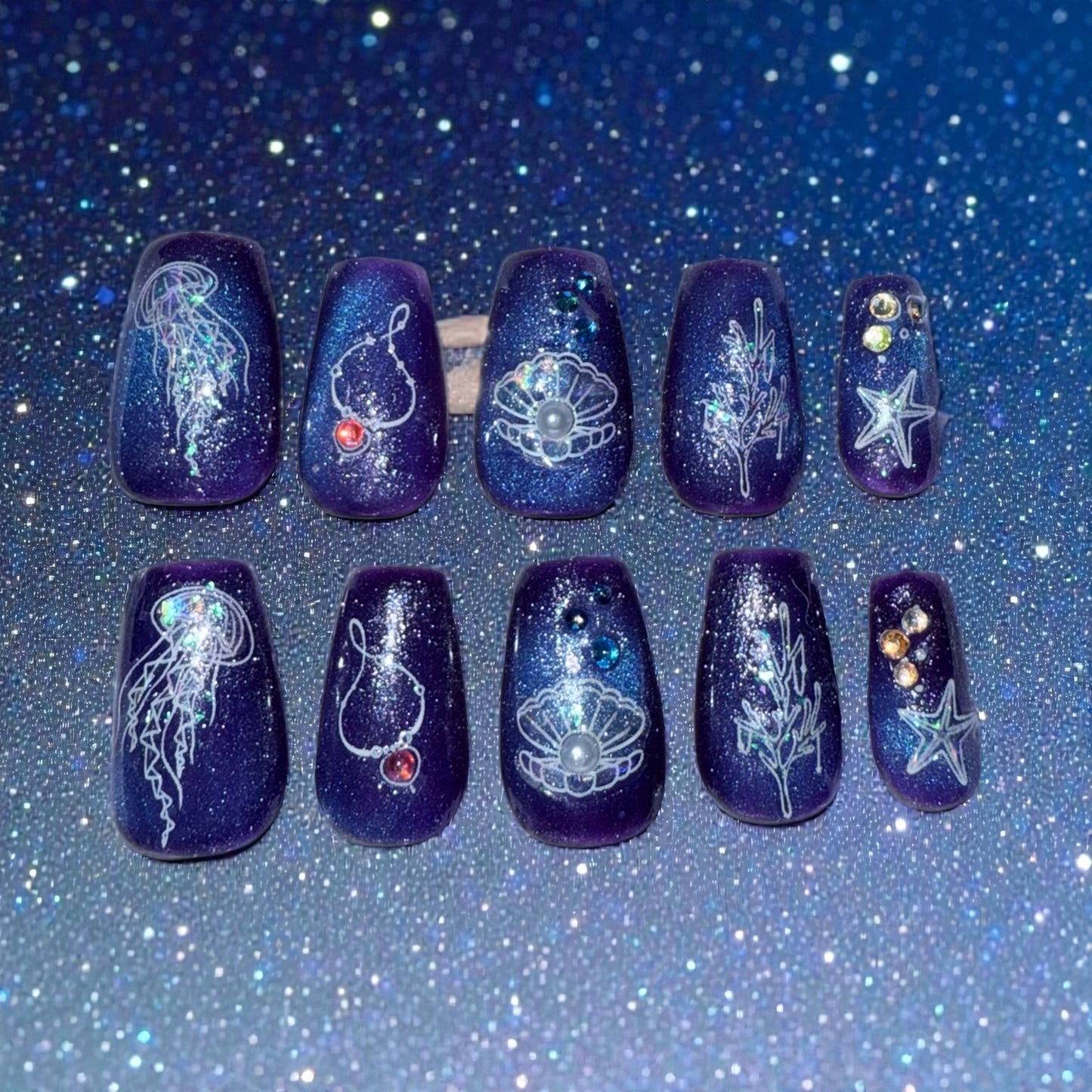 Dark blue underwater short coffin nails